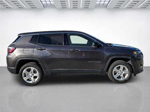 2023 Jeep Compass Sport