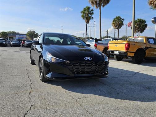 2023 Hyundai ELANTRA HEV Blue