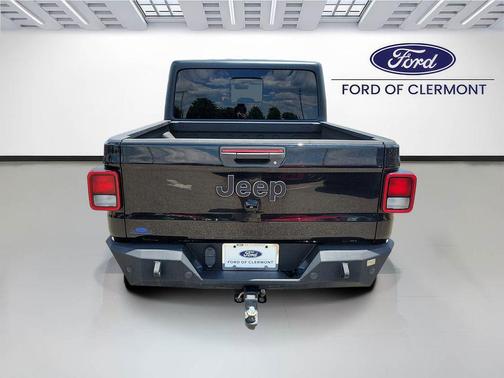 Black Clearcoat 2021 Jeep Gladiator Overland