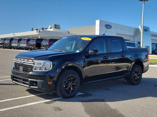 Shadow Black 2024 Ford Maverick Lariat