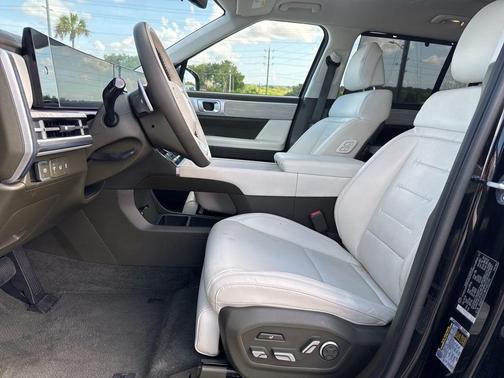 Phantom Black 2024 Hyundai SANTA FE HEV Calligraphy
