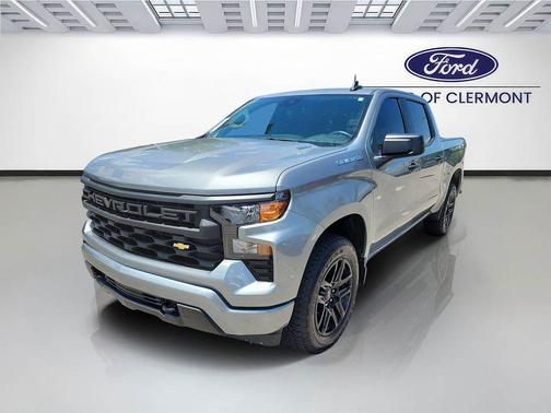 Sterling Gray Metallic 2025 Chevrolet Silverado 1500 Custom