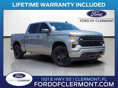 Sterling Gray Metallic 2025 Chevrolet Silverado 1500 Custom