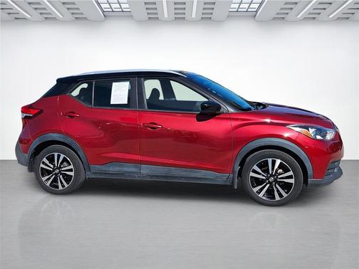 2020 Nissan Kicks SV