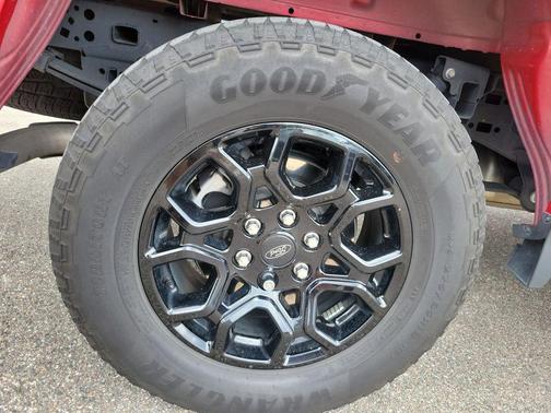 RAPID RED MET TINTED CC 2024 Ford F-150 XLT