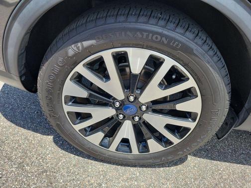 MAGNETIC METALLIC 2020 Ford Escape SE