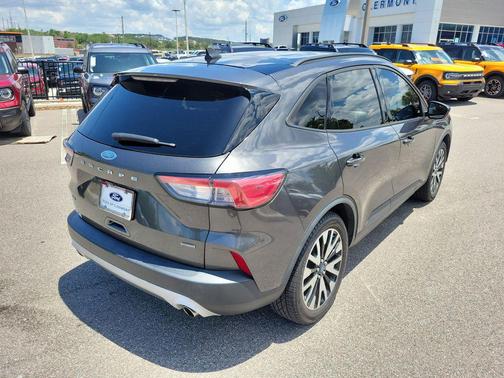 MAGNETIC METALLIC 2020 Ford Escape SE