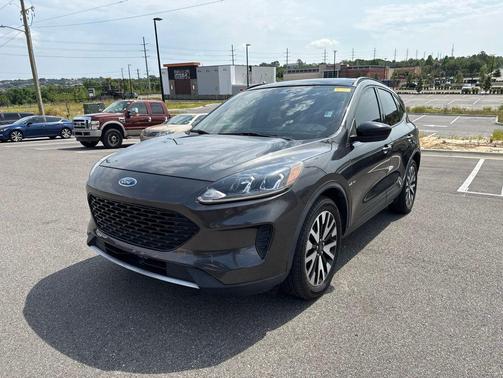 MAGNETIC METALLIC 2020 Ford Escape SE