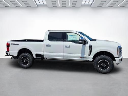 2025 Ford F-250 Platinum