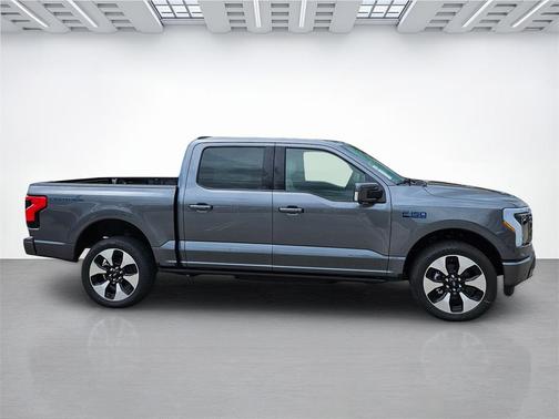 2025 Ford F-150 Lightning Platinum