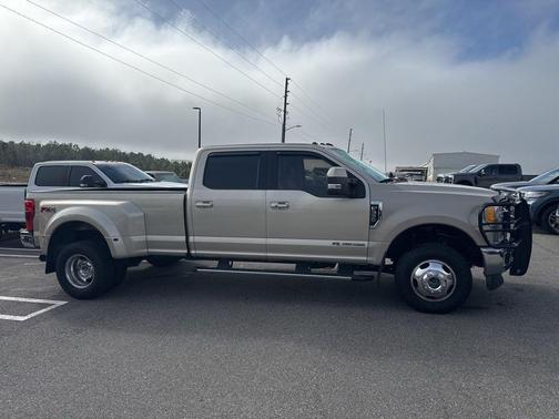 2017 Ford F-350 Lariat