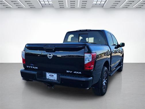 2020 Nissan Titan SV