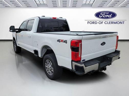 OXFORD WHITE 2024 Ford F-250 Lariat