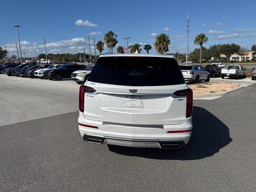 2023 Cadillac XT6 Premium Luxury FWD