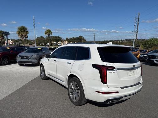 2023 Cadillac XT6 Premium Luxury FWD