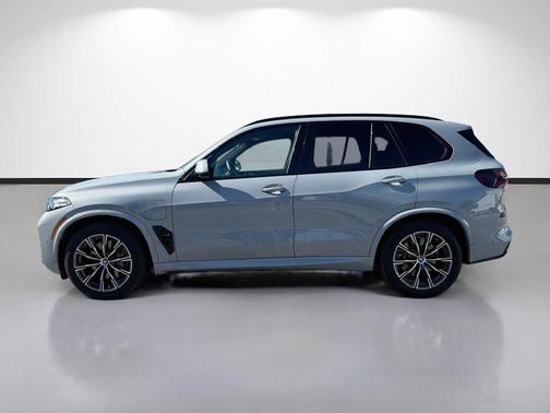 Brooklyn Grey Metallic 2024 BMW X5 PHEV xDrive50e