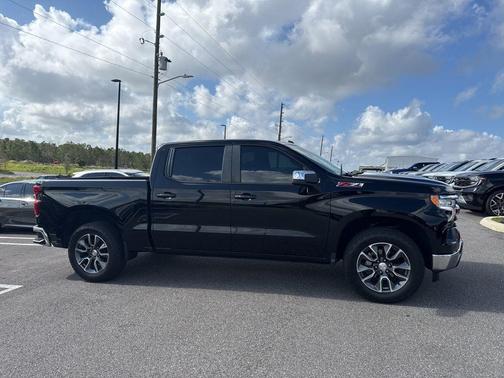 Black 2023 Chevrolet Silverado 1500 LT