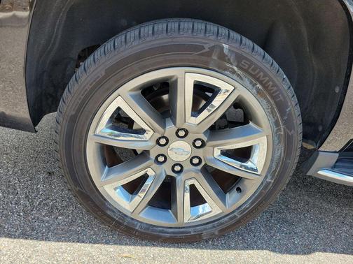 Black 2019 Chevrolet Suburban Premier