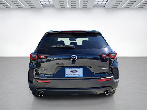 2025 Mazda CX-50 2.5 S Preferred Package