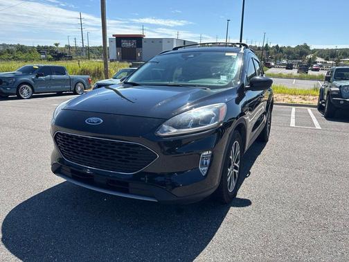 Agate Black Metallic 2020 Ford Escape SEL