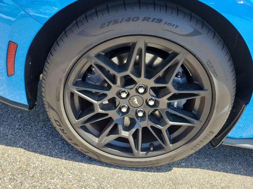 GRABBER BLUE METALLIC 2024 Ford Mustang GT Premium