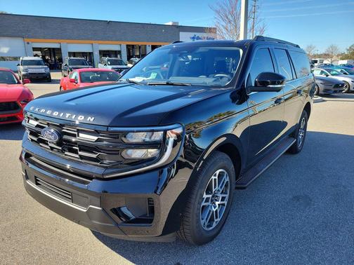 2025 Ford Expedition Max Active 4x2