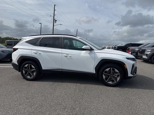 Serenity White Pearl 2025 Hyundai TUCSON SEL