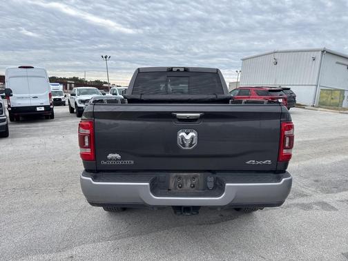 2021 RAM 3500 Laramie Crew Cab 4x4 6'4' Box