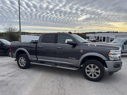 2021 RAM 3500 Laramie Crew Cab 4x4 6'4' Box