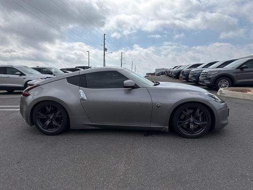 2010 Nissan 370Z Base