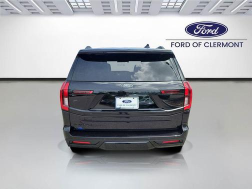 Agate Black Metallic 2026 Ford Expedition Platinum