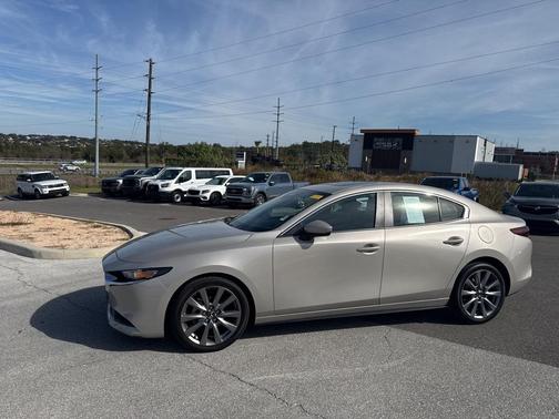 2024 Mazda Mazda3 FWD w/Preferred Package