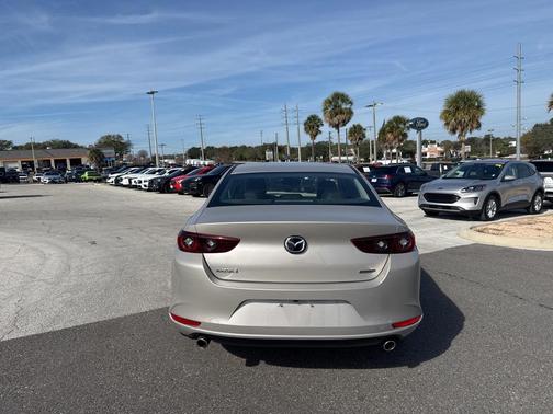 2024 Mazda Mazda3 FWD w/Preferred Package