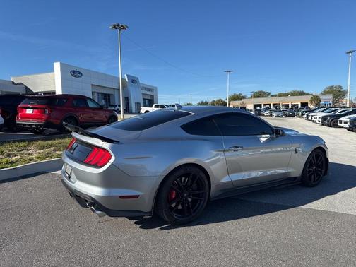 2020 Ford Shelby GT500 Base