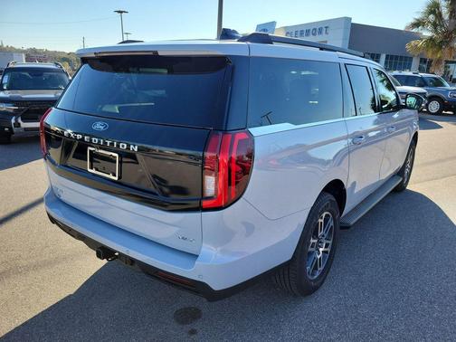 2026 Ford Expedition Max Active 4x2