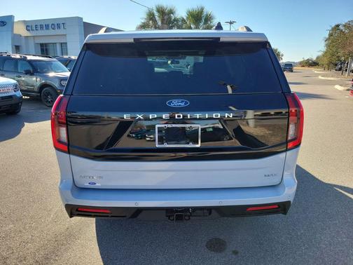 2026 Ford Expedition Max Active 4x2