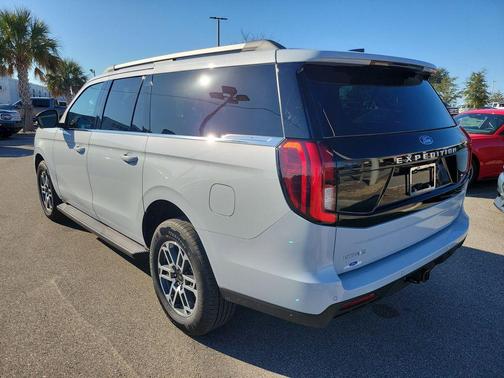 2026 Ford Expedition Max Active 4x2