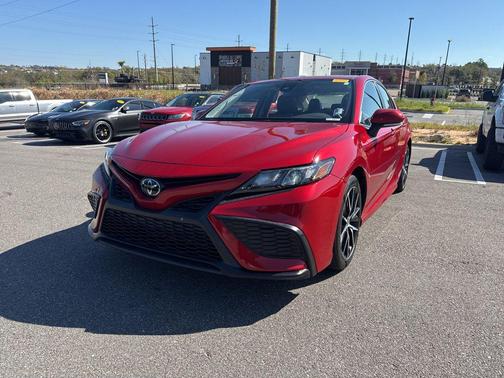 2022 Toyota Camry SE