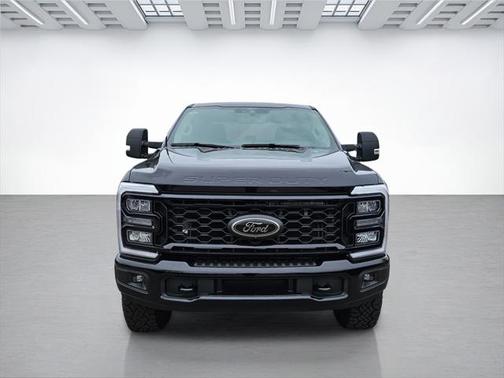 2025 Ford F-350 XLT