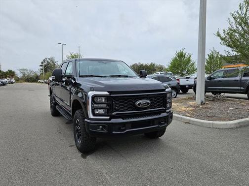 2025 Ford F-350 XLT