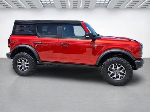2022 Ford Bronco Badlands