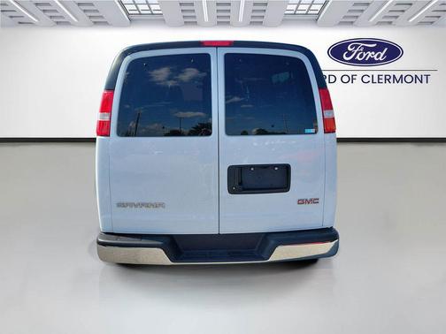 Summit White 2025 GMC Savana 3500 RWD 3500 Extended Wheelbase LT