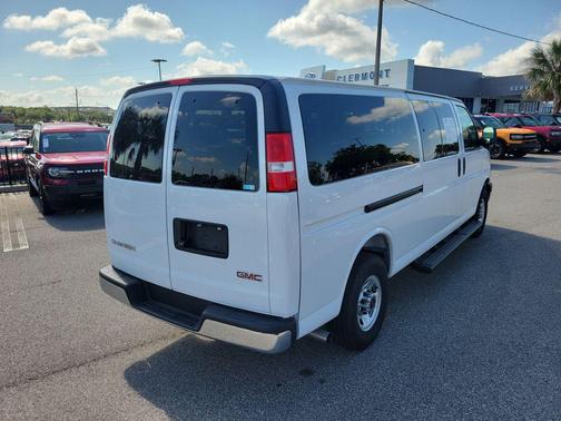 Summit White 2025 GMC Savana 3500 RWD 3500 Extended Wheelbase LT
