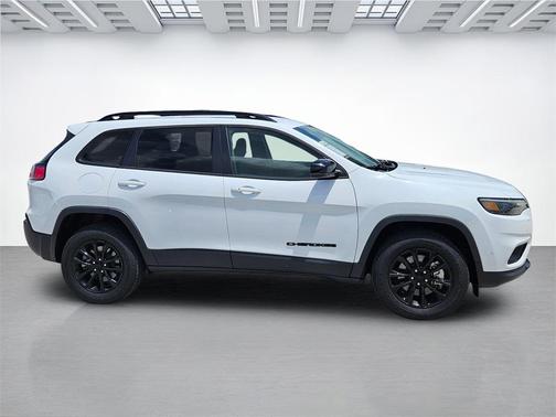 2023 Jeep Cherokee Altitude