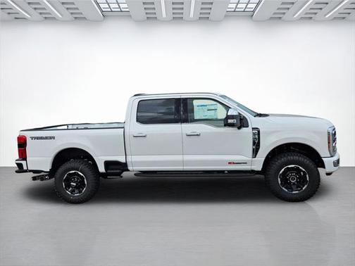 2025 Ford F-250 Platinum