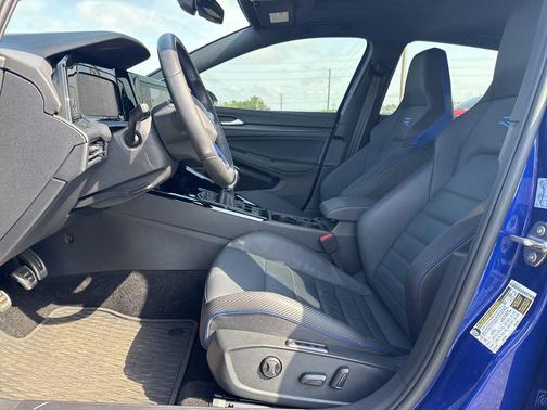 2024 Volkswagen Golf R 2.0T Manual