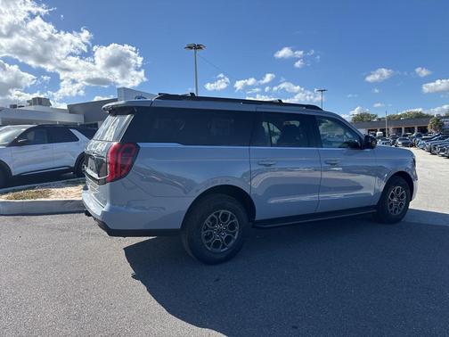 2025 Ford Expedition Max Active 4x2