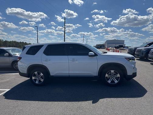 2024 Honda Pilot EX-L 7 Passenger