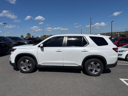2024 Honda Pilot EX-L 7 Passenger