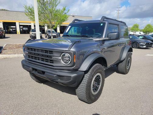 2023 Ford Bronco Base